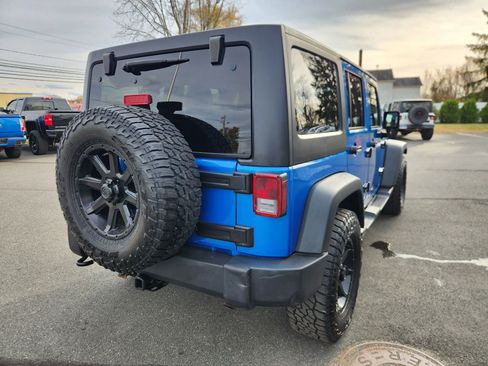 Used 2016 Jeep Wrangler Unlimited Sport w/ Quick Order Package 24S AWD/4WD image 13