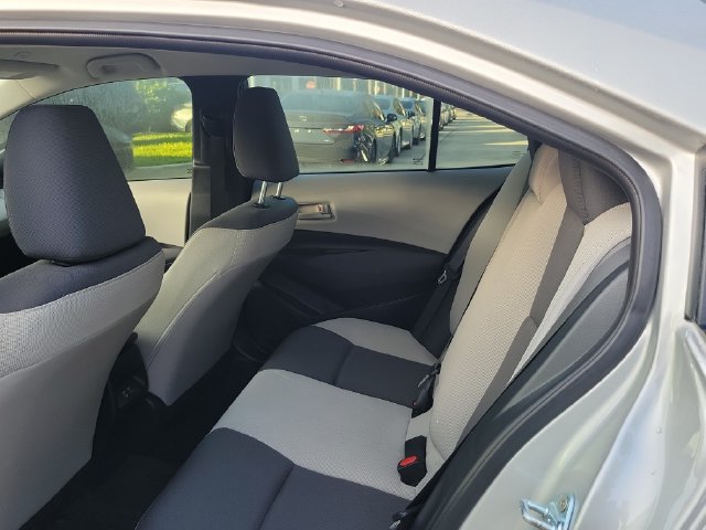 Used 2025 Toyota Corolla LE FWD image 7