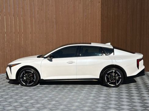 Used 2025 Kia K4 GT-Line w/ GT-Line Premium Package image 15