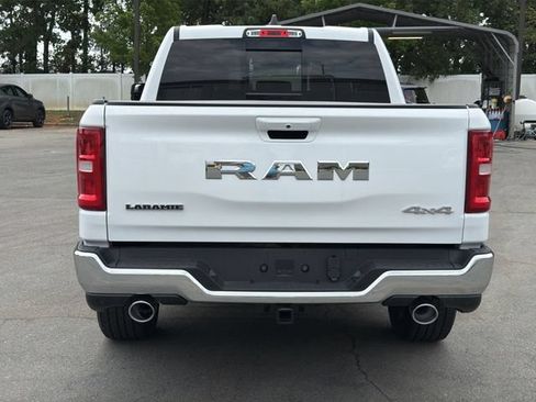 Used 2025 RAM 1500 Laramie AWD/4WD image 12