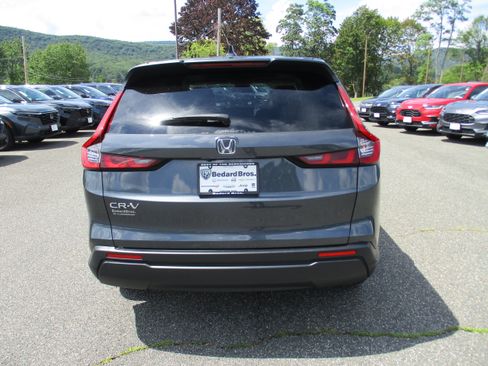 Certified 2025 Honda CR-V EX image 6