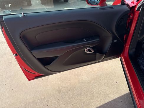 Used 2019 Dodge Challenger GT w/ Plus Package image 13