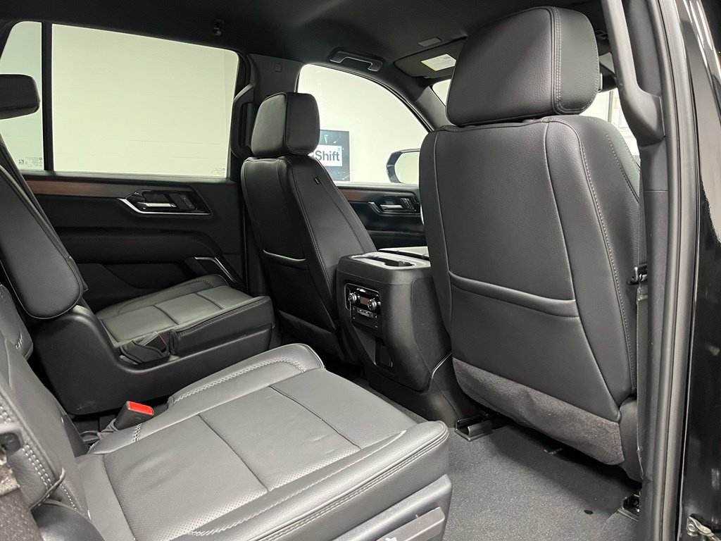 Used 2025 GMC Yukon Denali w/ LPO, Floor Liner Package AWD/4WD image 51
