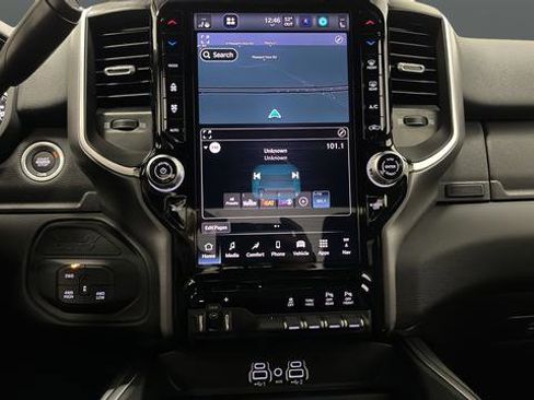 New 2026 RAM 2500 Big Horn AWD/4WD image 11