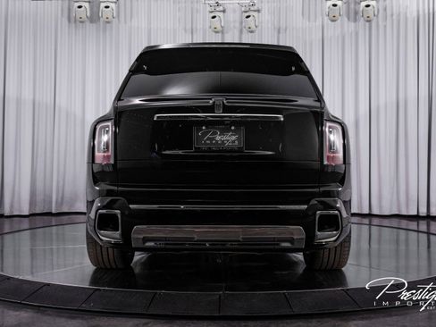 Used 2025 Rolls-Royce Cullinan image 15