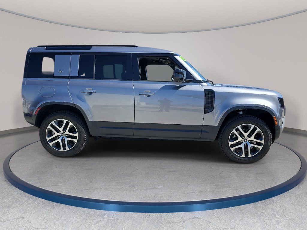 Certified 2024 Land Rover Defender 110 S AWD/4WD image 4