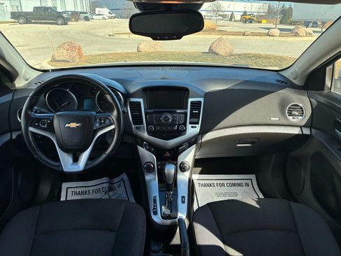 Used 2014 Chevrolet Cruze LT image 22