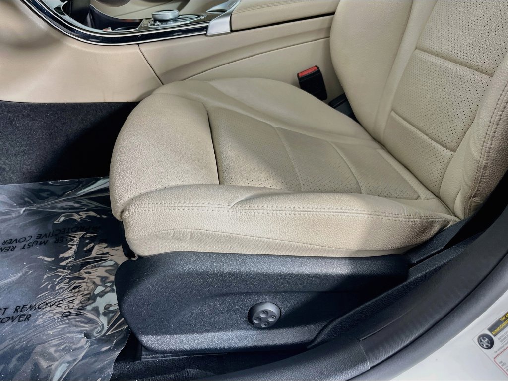 Used 2021 Mercedes-Benz C 300 Sedan w/ Premium Package image 29