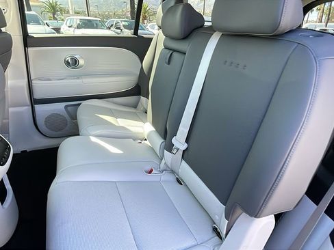 New 2026 Hyundai Ioniq 9 SEL image 16