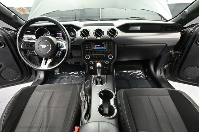 Used 2018 Ford Mustang GT RWD image 18
