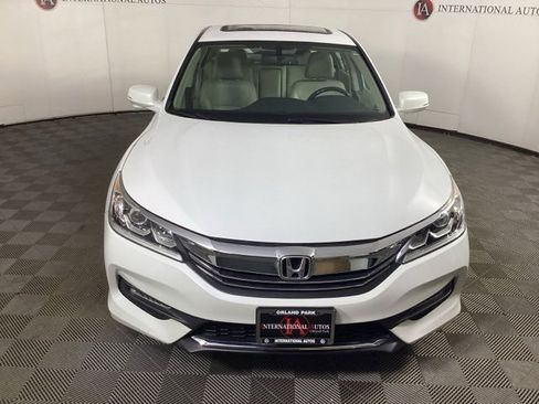 Used 2016 Honda Accord EX-L image 2