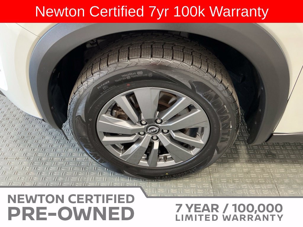 Used 2024 Nissan Pathfinder SV FWD image 42