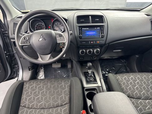 Used 2024 Mitsubishi Outlander Sport AWD image 12