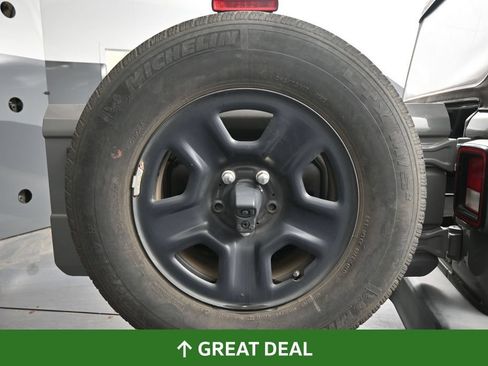 Used 2023 Jeep Wrangler Unlimited Sport AWD/4WD image 19