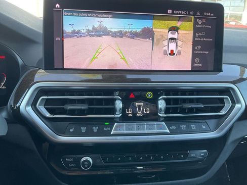 Used 2023 BMW X4 xDrive30i image 21