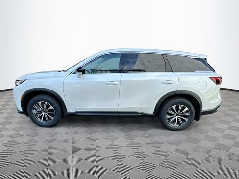 Used 2027 INFINITI QX60 Pure w/ Cargo Package FWD image 9