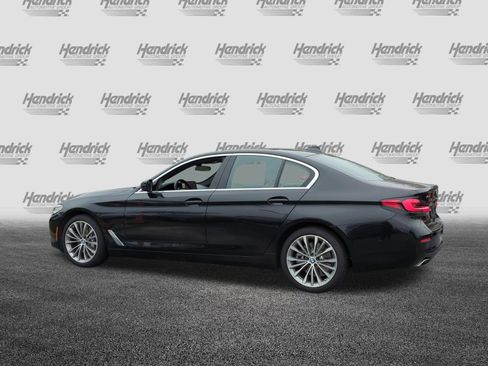 Used 2023 BMW 540i xDrive w/ Premium Package image 8