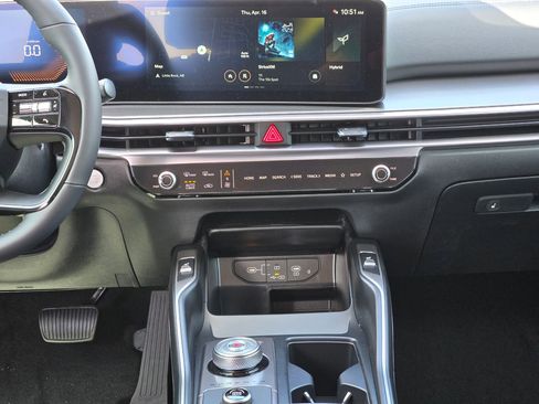 New 2026 Kia Sorento EX FWD image 16
