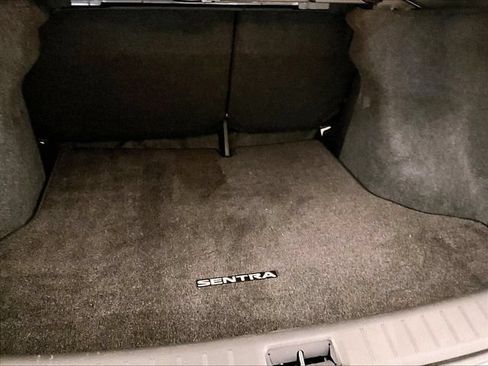 Used 2018 Nissan Sentra SV FWD image 33