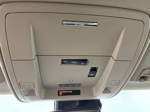 Used 2018 GMC Sierra 1500 SLT image 30