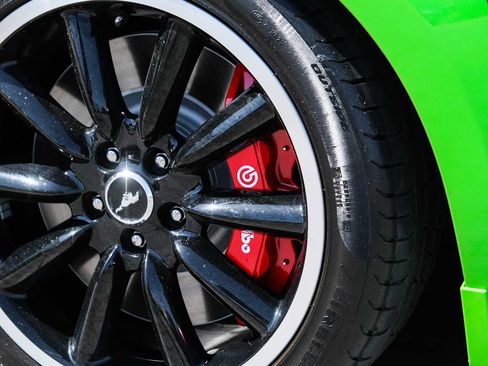 Used 2013 Ford Mustang Boss 302 w/ Boss 302 Accessory Pkg RWD image 22