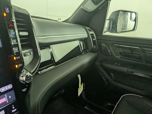 New 2026 RAM 1500 Limited AWD/4WD image 25