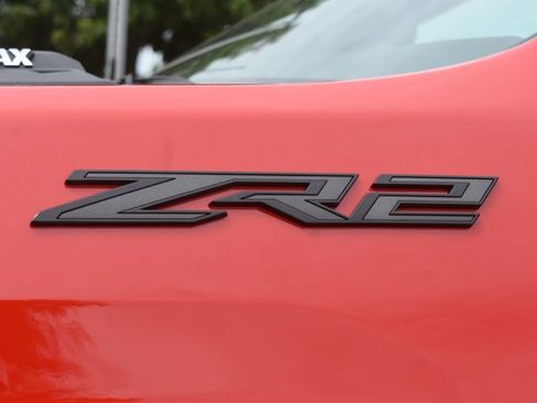 New 2026 Chevrolet Silverado 2500 ZR2 w/ LPO, Dark Essentials Package AWD/4WD image 12