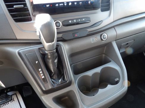 Used 2022 Ford Transit 350 XLT image 25