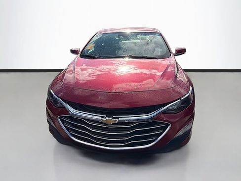 Used 2024 Chevrolet Malibu LT FWD image 2