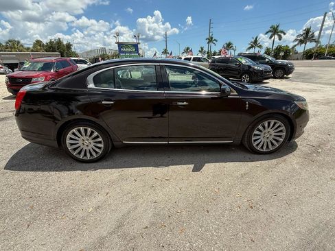 Used 2013 Lincoln MKS image 6
