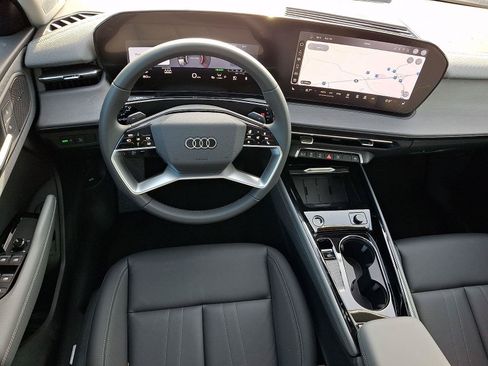 Used 2026 Audi Q3 quattro 2.0T AWD/4WD image 9