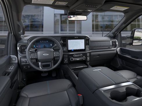 New 2025 Ford F250 Platinum image 9