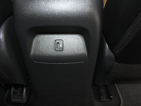 Used 2022 Nissan Sentra SV w/ SV Premium Package image 21