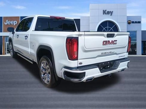 Used 2026 GMC Sierra 1500 Denali w/ Denali Reserve Package AWD/4WD image 3