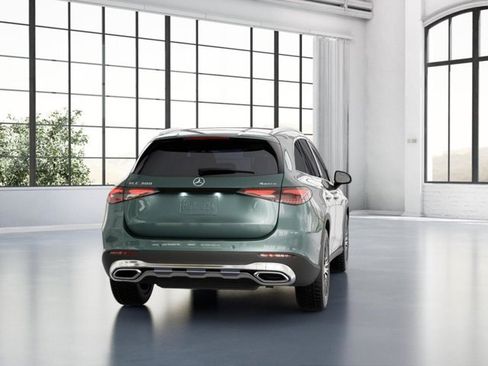 Used 2026 Mercedes-Benz GLC 300 4MATIC image 24
