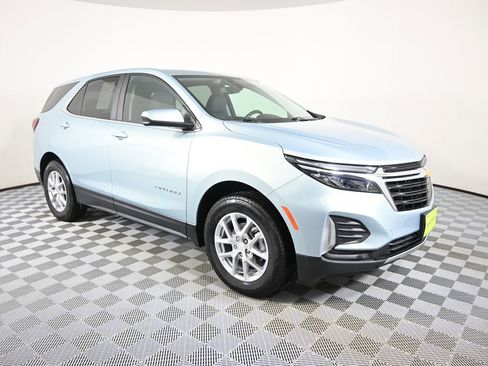 Used 2022 Chevrolet Equinox LT AWD/4WD image 9