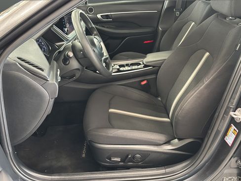 Used 2023 Hyundai Sonata SEL FWD image 9
