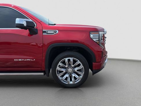 Used 2024 GMC Sierra 1500 Denali AWD/4WD image 23