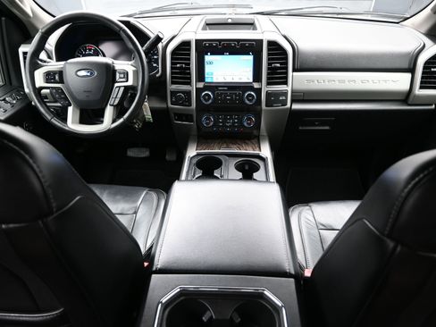 Used 2019 Ford F250 Lariat w/ Lariat Value Package image 14