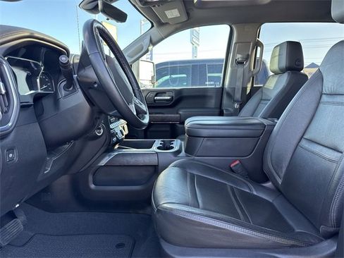 Used 2023 GMC Sierra 2500 Denali w/ Denali Ultimate Package image 11