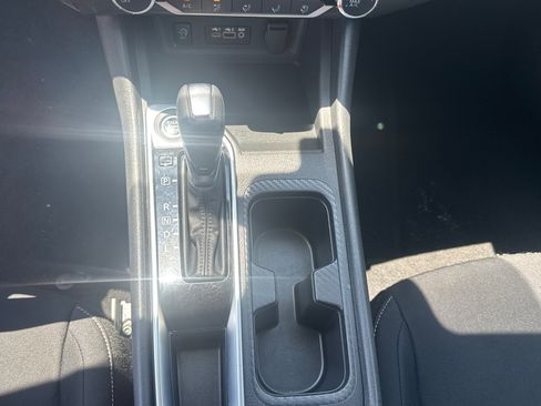 Used 2024 Nissan Sentra SV FWD image 13