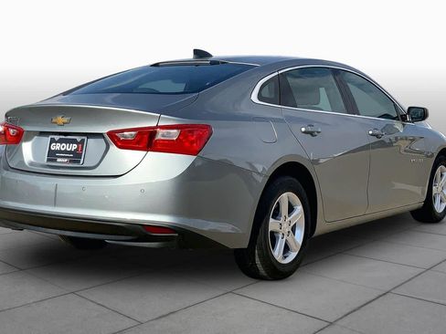 Used 2025 Chevrolet Malibu LS image 13