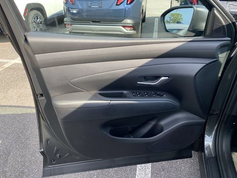 New 2026 Hyundai Tucson Blue SE FWD image 16