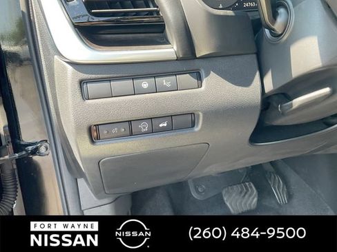 Used 2023 Nissan Rogue Platinum w/ Platinum Premium Package AWD/4WD image 20