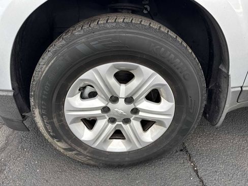 Certified 2012 Chevrolet Traverse LS FWD image 16