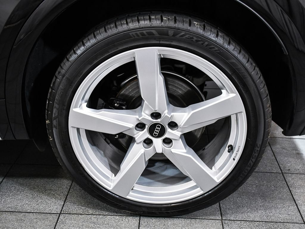 Used 2023 Audi SQ5 Premium w/ Convenience Package AWD/4WD image 8