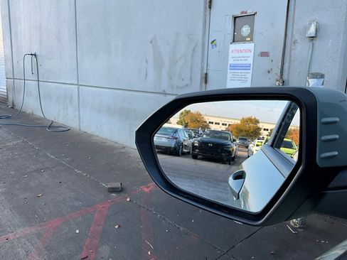 Used 2025 Hyundai Kona SEL image 19