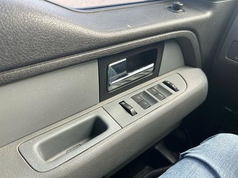 Used 2012 Ford F150 XLT w/ Trailer Tow Pkg image 25