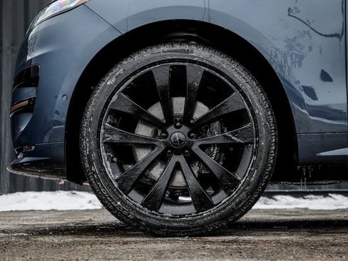 New 2026 Land Rover Range Rover Sport Dynamic SE image 4