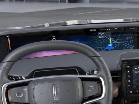 New 2026 Lincoln Nautilus Reserve AWD/4WD image 13